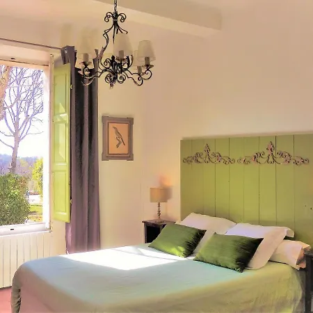 Domaine De Conillieres Lodge
